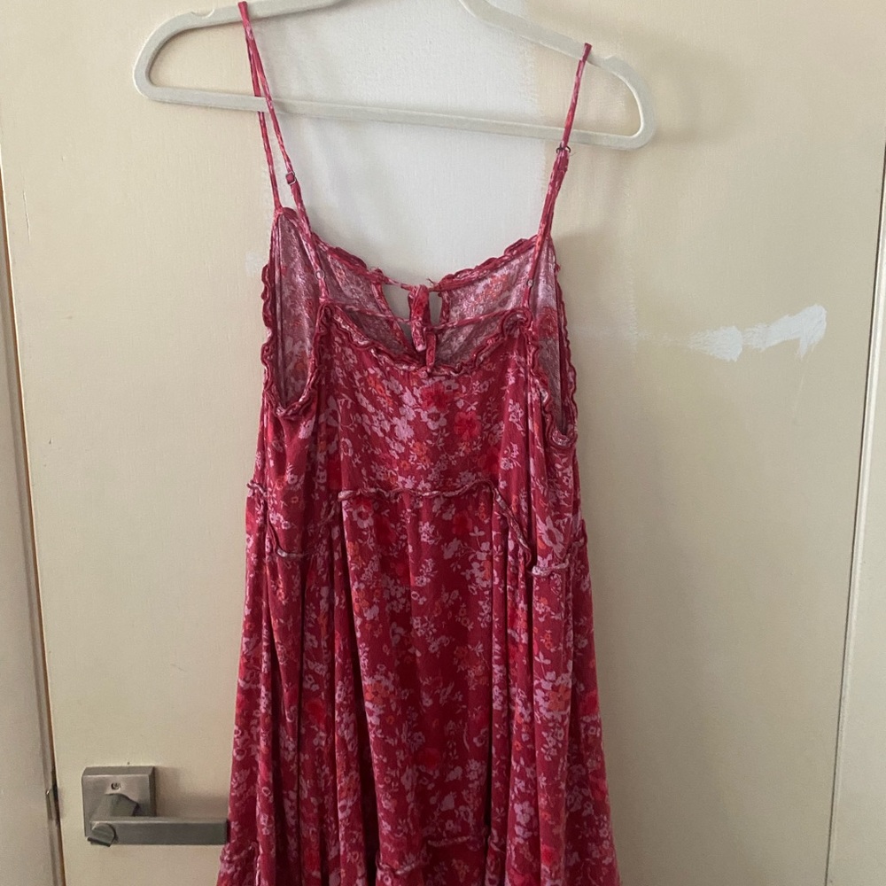 Dress - Picture 2 of 3